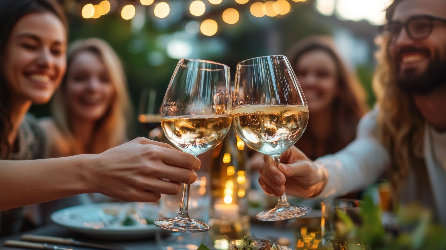 Dal calice al territorio: il viaggio di Vinaggi tra vini, esperienze e persone